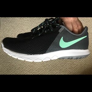 Nike Flex Experience RN 5 Women’s Size 8.5